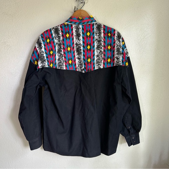 Vintage > 1990s LONG SLEEVE BUTTON DOWN FUNKY AZTEC PRINT WESTERN SHIRT > L - Picture 7 of 10